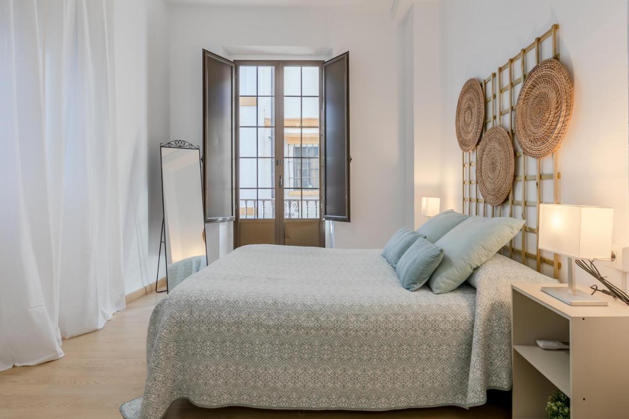 Avanti La Campana, Con Un Balcon Que Te Enamorara Del Ambiente De Sevilla Eksteriør bilde