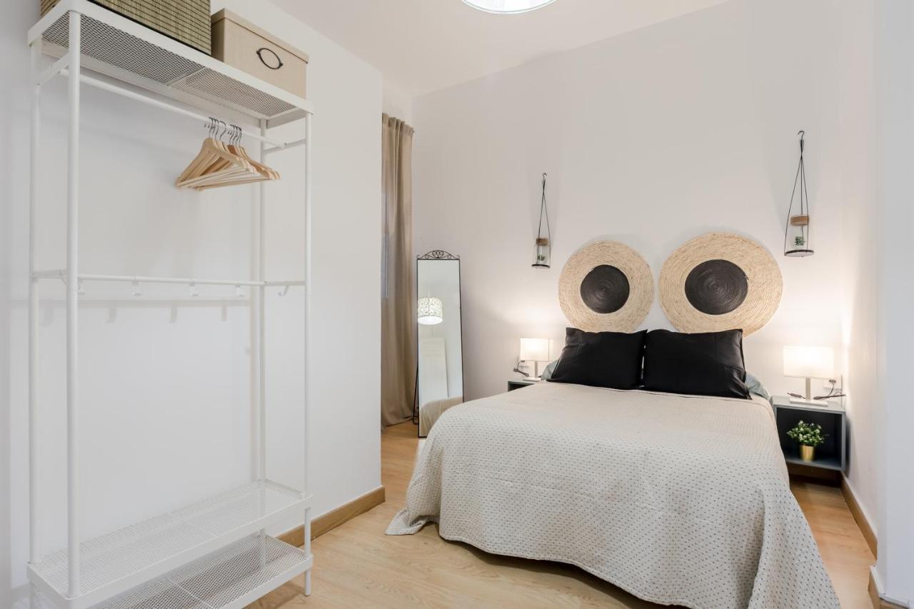 Avanti La Campana, Con Un Balcon Que Te Enamorara Del Ambiente De Sevilla Eksteriør bilde
